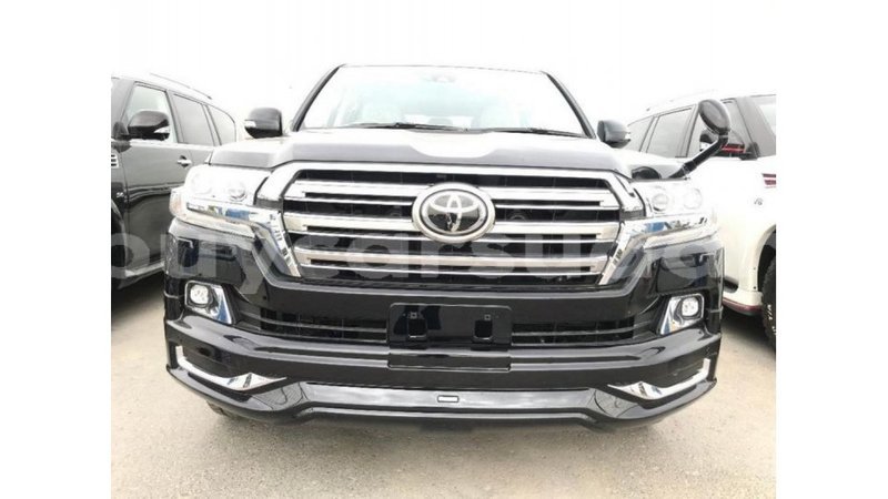 Big with watermark toyota land cruiser al jazirah state import dubai 2340