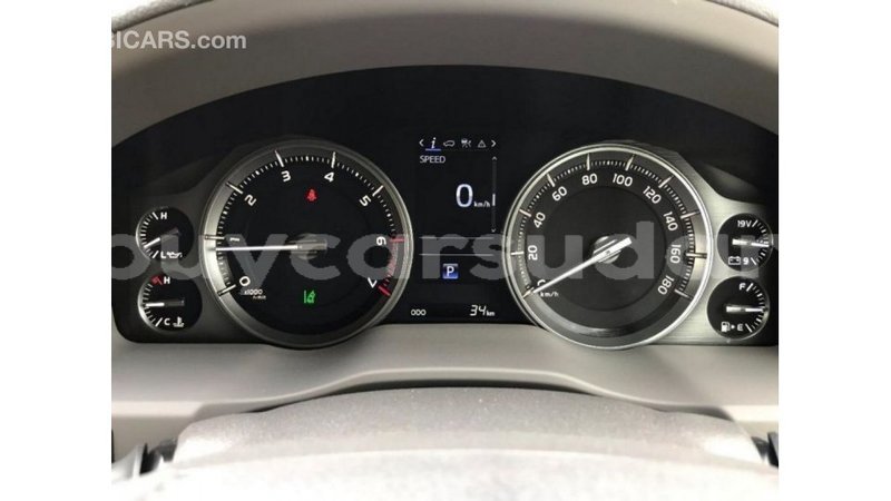 Big with watermark toyota land cruiser al jazirah state import dubai 2340