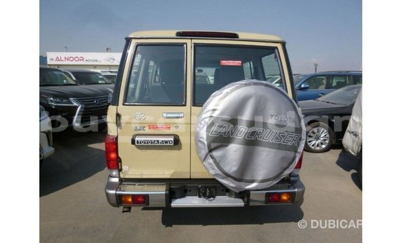 Buy Import Toyota Land Cruiser Beige Car in Import - Dubai in Al Jazirah State Buy Import Toyota Land Cruiser Beige Car in Import - Dubai in Al Jazirah State