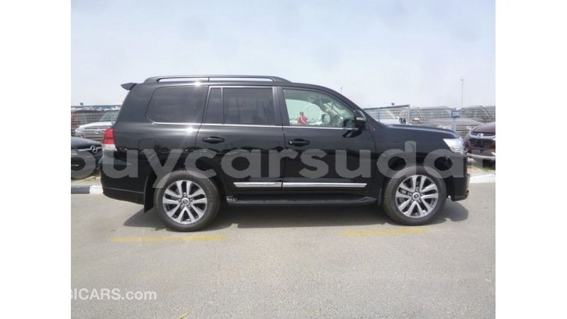 Big with watermark toyota land cruiser al jazirah state import dubai 2346