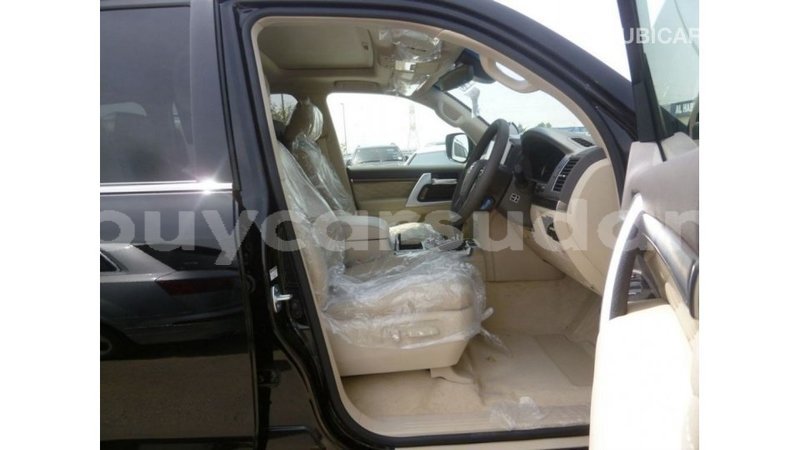Big with watermark toyota land cruiser al jazirah state import dubai 2346