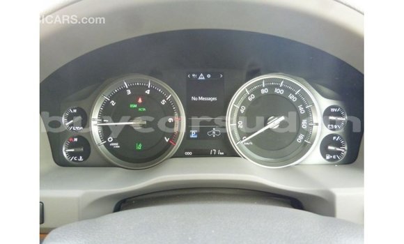 Buy Import Toyota Land Cruiser White Car in Import - Dubai in Al Jazirah State Buy Import Toyota Land Cruiser White Car in Import - Dubai in Al Jazirah State