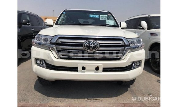 Buy Import Toyota Land Cruiser White Car in Import - Dubai in Al Jazirah State Buy Import Toyota Land Cruiser White Car in Import - Dubai in Al Jazirah State