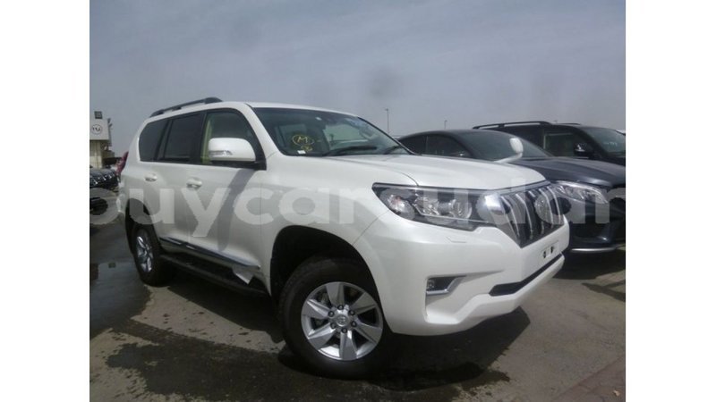 Big with watermark toyota prado al jazirah state import dubai 2373
