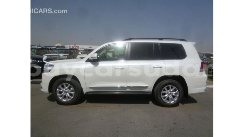 Big with watermark toyota land cruiser al jazirah state import dubai 2383