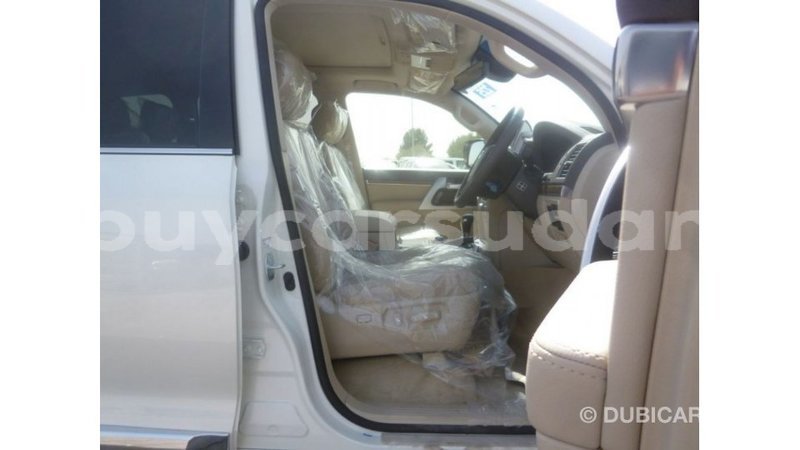 Big with watermark toyota land cruiser al jazirah state import dubai 2383