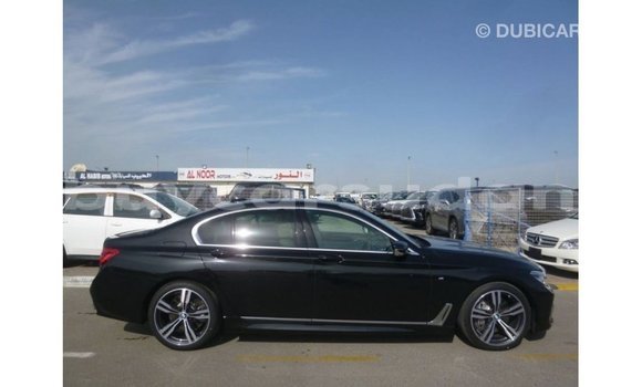 Buy Import BMW X1 Black Car in Import - Dubai in Al Jazirah State Buy Import BMW X1 Black Car in Import - Dubai in Al Jazirah State