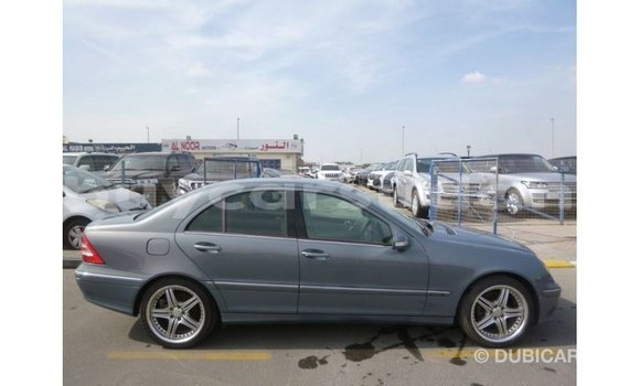 Buy Import Mercedes-Benz 190 Blue Car in Import - Dubai in Al Jazirah State Buy Import Mercedes-Benz 190 Blue Car in Import - Dubai in Al Jazirah State