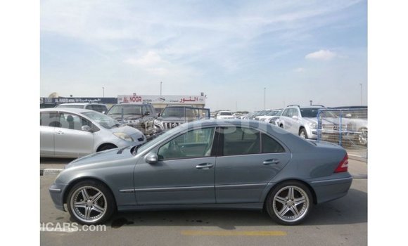 Buy Import Mercedes-Benz 190 Blue Car in Import - Dubai in Al Jazirah State Buy Import Mercedes-Benz 190 Blue Car in Import - Dubai in Al Jazirah State