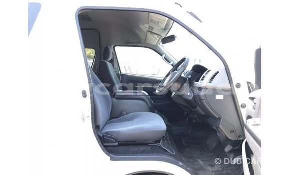 Buy Import Toyota Hiace White Car in Import - Dubai in Al Jazirah State Buy Import Toyota Hiace White Car in Import - Dubai in Al Jazirah State
