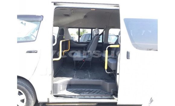 Buy Import Toyota Hiace White Car in Import - Dubai in Al Jazirah State Buy Import Toyota Hiace White Car in Import - Dubai in Al Jazirah State
