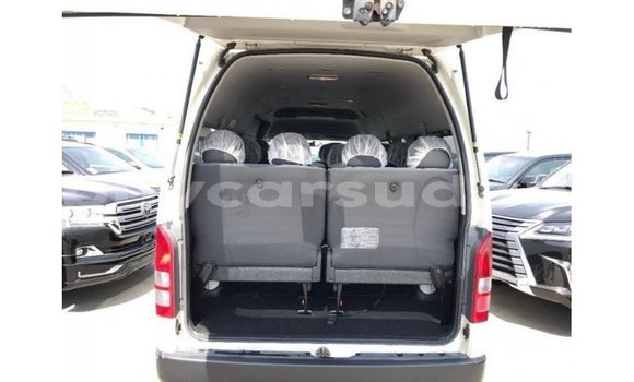 Buy Import Toyota Hiace White Car in Import - Dubai in Al Jazirah State Buy Import Toyota Hiace White Car in Import - Dubai in Al Jazirah State