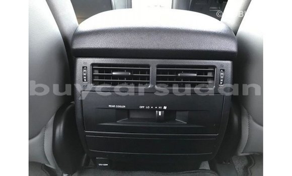 Buy Import Toyota Land Cruiser White Car in Import - Dubai in Al Jazirah State Buy Import Toyota Land Cruiser White Car in Import - Dubai in Al Jazirah State