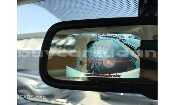 Buy Import Toyota Hiace White Car in Import - Dubai in Al Jazirah State Buy Import Toyota Hiace White Car in Import - Dubai in Al Jazirah State