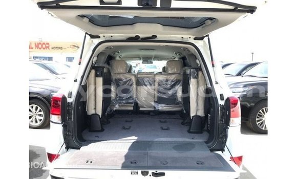 Buy Import Toyota Land Cruiser White Car in Import - Dubai in Al Jazirah State Buy Import Toyota Land Cruiser White Car in Import - Dubai in Al Jazirah State