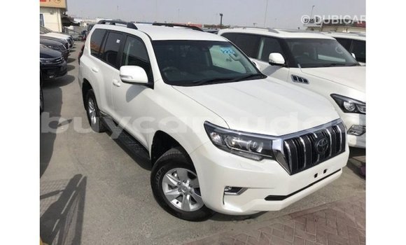 Acheter Import Voiture Toyota Prado Blanc à Import - Dubai, État d'Al Jazirah Acheter Import Voiture Toyota Prado Blanc à Import - Dubai, État d'Al Jazirah