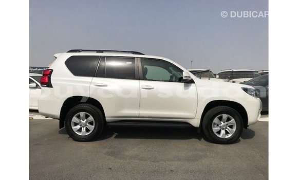 Acheter Import Voiture Toyota Prado Blanc à Import - Dubai, État d'Al Jazirah Acheter Import Voiture Toyota Prado Blanc à Import - Dubai, État d'Al Jazirah