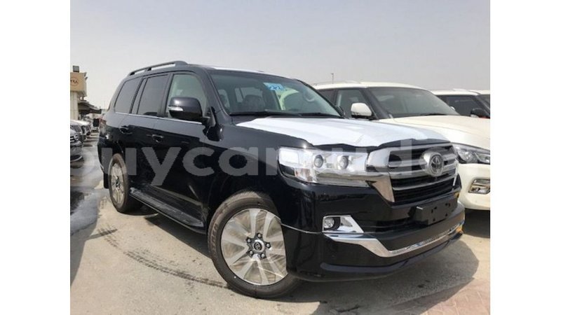 Big with watermark toyota land cruiser al jazirah state import dubai 2407