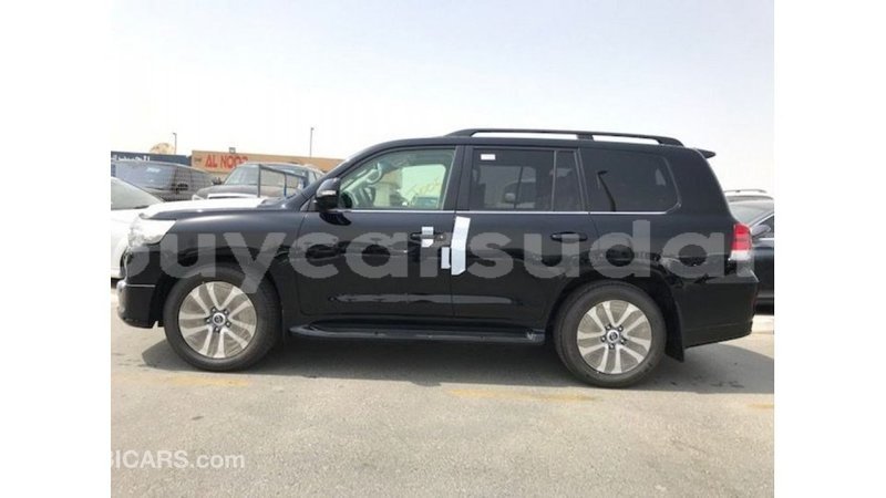 Big with watermark toyota land cruiser al jazirah state import dubai 2407