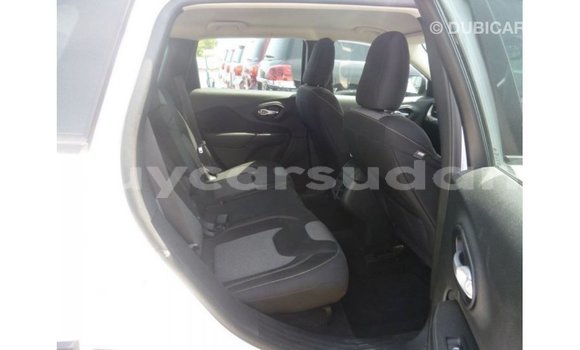 Buy Import Jeep Cherokee White Car in Import - Dubai in Al Jazirah State Buy Import Jeep Cherokee White Car in Import - Dubai in Al Jazirah State