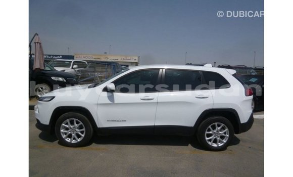 Buy Import Jeep Cherokee White Car in Import - Dubai in Al Jazirah State Buy Import Jeep Cherokee White Car in Import - Dubai in Al Jazirah State