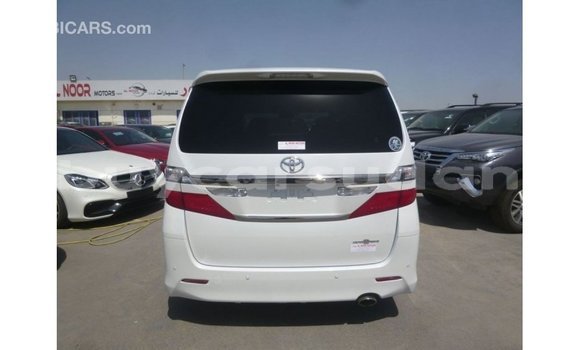 Buy Import Toyota Vellfire White Car in Import - Dubai in Al Jazirah State Buy Import Toyota Vellfire White Car in Import - Dubai in Al Jazirah State