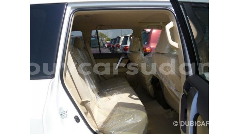 Big with watermark toyota prado al jazirah state import dubai 2417