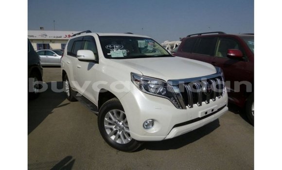 Buy Import Toyota Prado White Car in Import - Dubai in Al Jazirah State Buy Import Toyota Prado White Car in Import - Dubai in Al Jazirah State