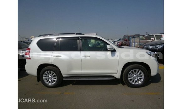 Buy Import Toyota Prado White Car in Import - Dubai in Al Jazirah State Buy Import Toyota Prado White Car in Import - Dubai in Al Jazirah State