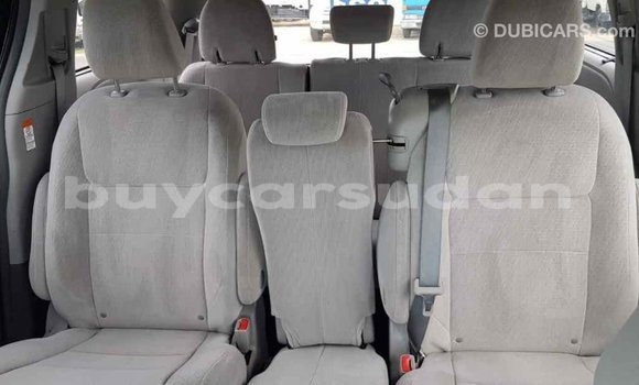 Buy Import Toyota Sienna White Car in Import - Dubai in Al Jazirah State Buy Import Toyota Sienna White Car in Import - Dubai in Al Jazirah State