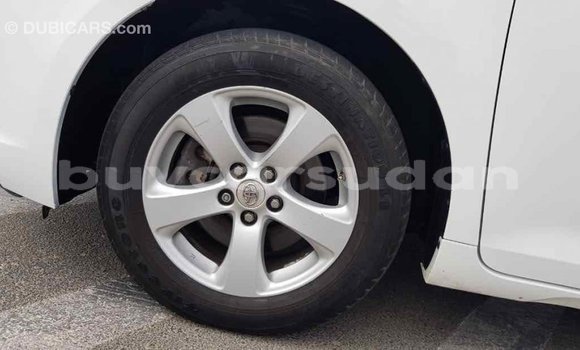 Buy Import Toyota Sienna White Car in Import - Dubai in Al Jazirah State Buy Import Toyota Sienna White Car in Import - Dubai in Al Jazirah State