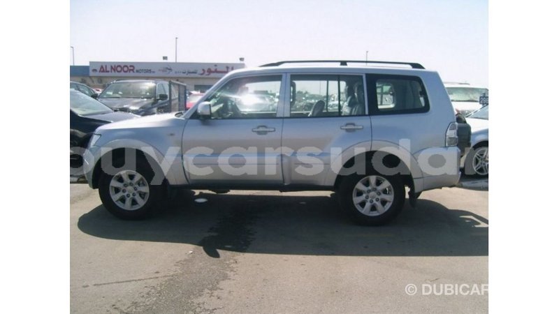 Big with watermark mitsubishi pajero al jazirah state import dubai 2429