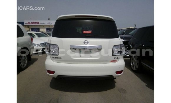 Buy Import Nissan Patrol White Car in Import - Dubai in Al Jazirah State Buy Import Nissan Patrol White Car in Import - Dubai in Al Jazirah State