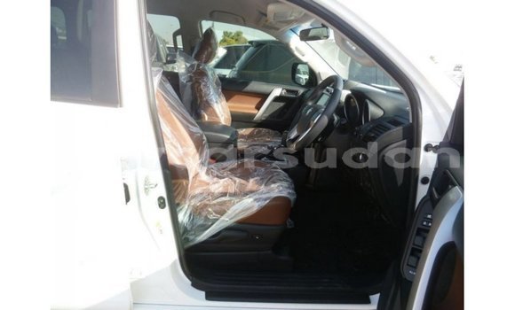 Buy Import Toyota Prado White Car in Import - Dubai in Al Jazirah State Buy Import Toyota Prado White Car in Import - Dubai in Al Jazirah State