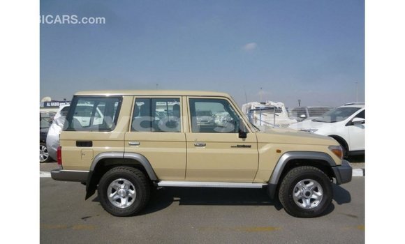 Buy Import Toyota Land Cruiser Beige Car in Import - Dubai in Al Jazirah State Buy Import Toyota Land Cruiser Beige Car in Import - Dubai in Al Jazirah State
