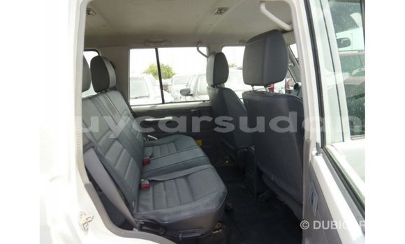 Buy Import Toyota Land Cruiser White Car in Import - Dubai in Al Jazirah State Buy Import Toyota Land Cruiser White Car in Import - Dubai in Al Jazirah State