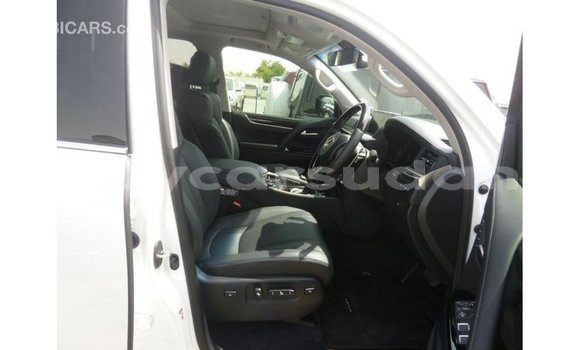 Buy Import Lexus LX White Car in Import - Dubai in Al Jazirah State Buy Import Lexus LX White Car in Import - Dubai in Al Jazirah State