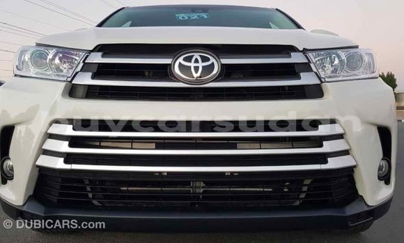 Buy Import Toyota Highlander White Car in Import - Dubai in Al Jazirah State Buy Import Toyota Highlander White Car in Import - Dubai in Al Jazirah State