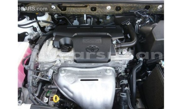 Buy Import Toyota HiAce White Truck in Import - Dubai in Al Jazirah State Buy Import Toyota HiAce White Truck in Import - Dubai in Al Jazirah State