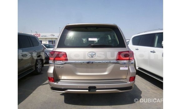 Acheter Import Voiture Toyota Land Cruiser Autre à Import - Dubai, État d'Al Jazirah Acheter Import Voiture Toyota Land Cruiser Autre à Import - Dubai, État d'Al Jazirah