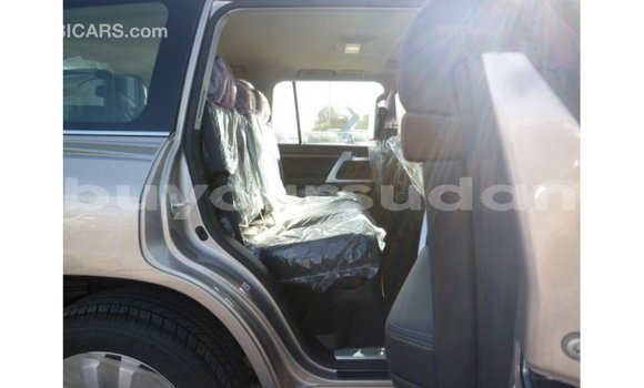 Buy Import Toyota Land Cruiser Other Car in Import - Dubai in Al Jazirah State Buy Import Toyota Land Cruiser Other Car in Import - Dubai in Al Jazirah State