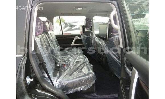 Buy Import Toyota Land Cruiser Black Car in Import - Dubai in Al Jazirah State Buy Import Toyota Land Cruiser Black Car in Import - Dubai in Al Jazirah State