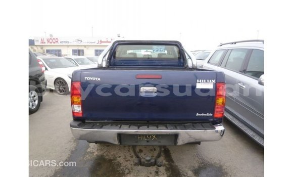 Buy Import Toyota Hilux Blue Car in Import - Dubai in Al Jazirah State Buy Import Toyota Hilux Blue Car in Import - Dubai in Al Jazirah State
