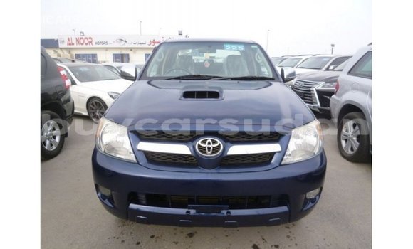 Buy Import Toyota Hilux Blue Car in Import - Dubai in Al Jazirah State Buy Import Toyota Hilux Blue Car in Import - Dubai in Al Jazirah State