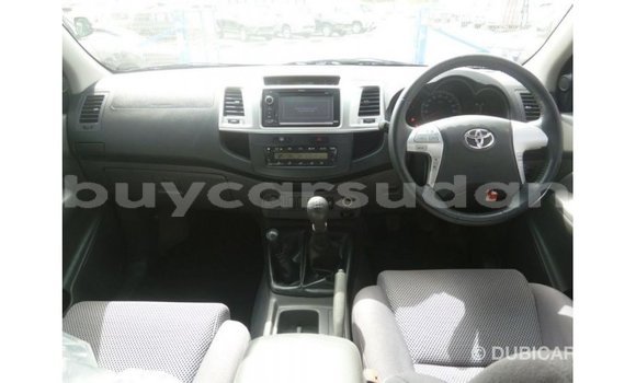 Buy Import Toyota Hilux White Car in Import - Dubai in Al Jazirah State Buy Import Toyota Hilux White Car in Import - Dubai in Al Jazirah State