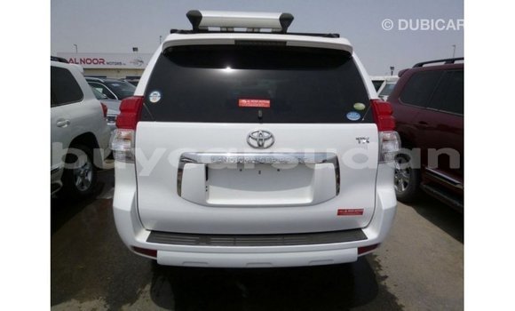 Buy Import Toyota Prado White Car in Import - Dubai in Al Jazirah State Buy Import Toyota Prado White Car in Import - Dubai in Al Jazirah State
