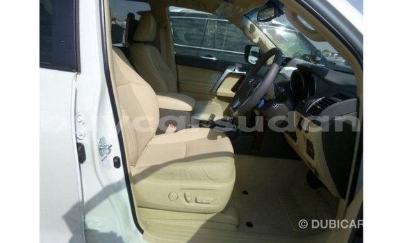 Buy Import Toyota Prado White Car in Import - Dubai in Al Jazirah State Buy Import Toyota Prado White Car in Import - Dubai in Al Jazirah State