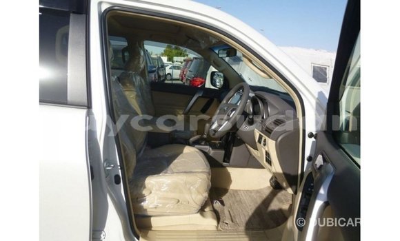 Buy Import Toyota Prado White Car in Import - Dubai in Al Jazirah State Buy Import Toyota Prado White Car in Import - Dubai in Al Jazirah State