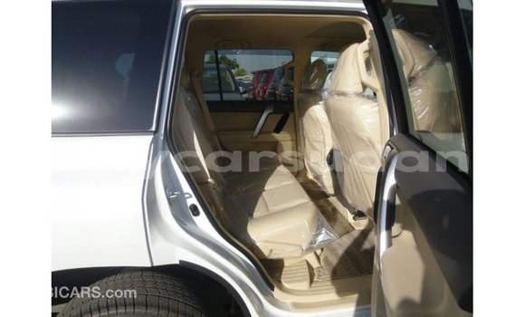 Buy Import Toyota Prado White Car in Import - Dubai in Al Jazirah State Buy Import Toyota Prado White Car in Import - Dubai in Al Jazirah State