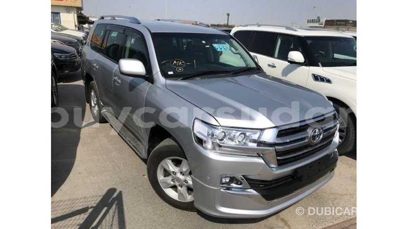 Big with watermark toyota land cruiser al jazirah state import dubai 2503